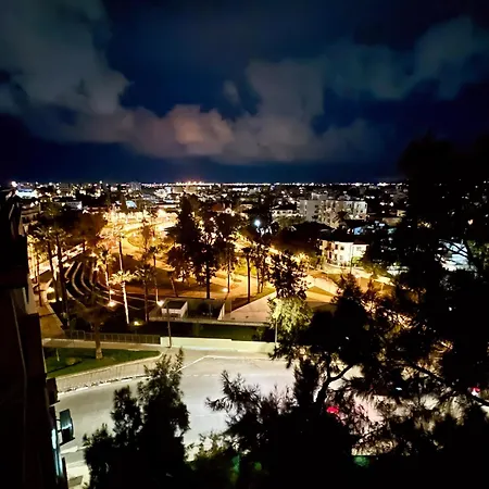 Nicolas 1 * Lárnaka